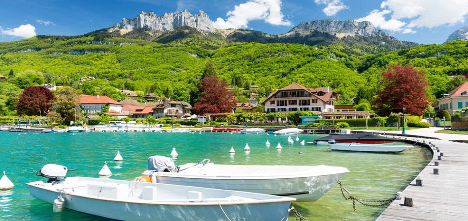 Lac d&rsquo;Annecy : la fine fleur des lacs de France
